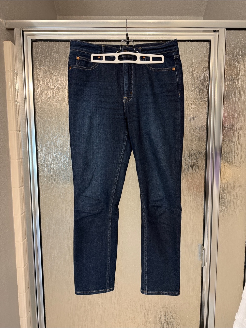 GAP Women’s Skinny Jeans in Dark Blue Denim